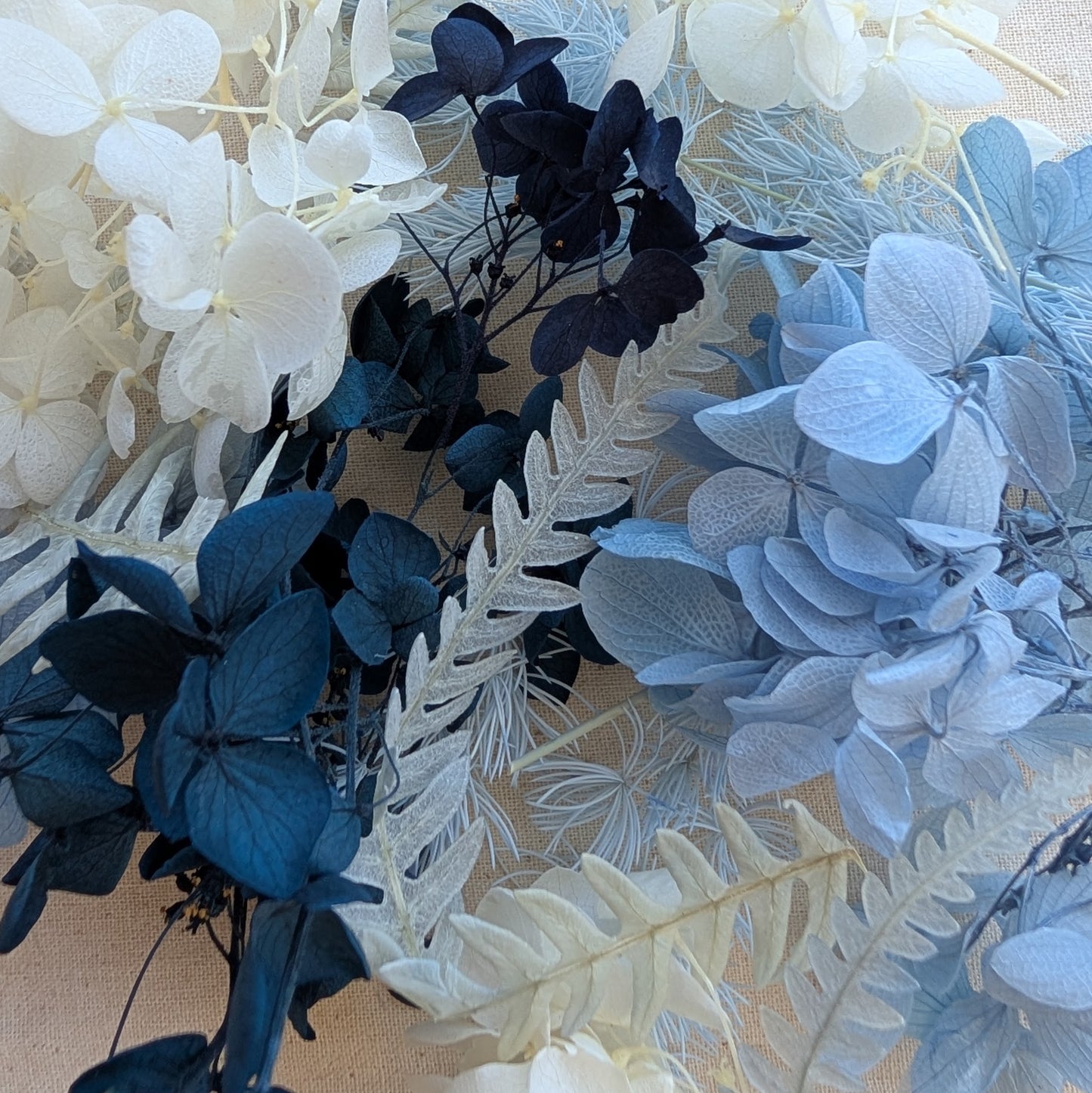 Floral Footprints Acrylic Arch – A Timeless Keepsake