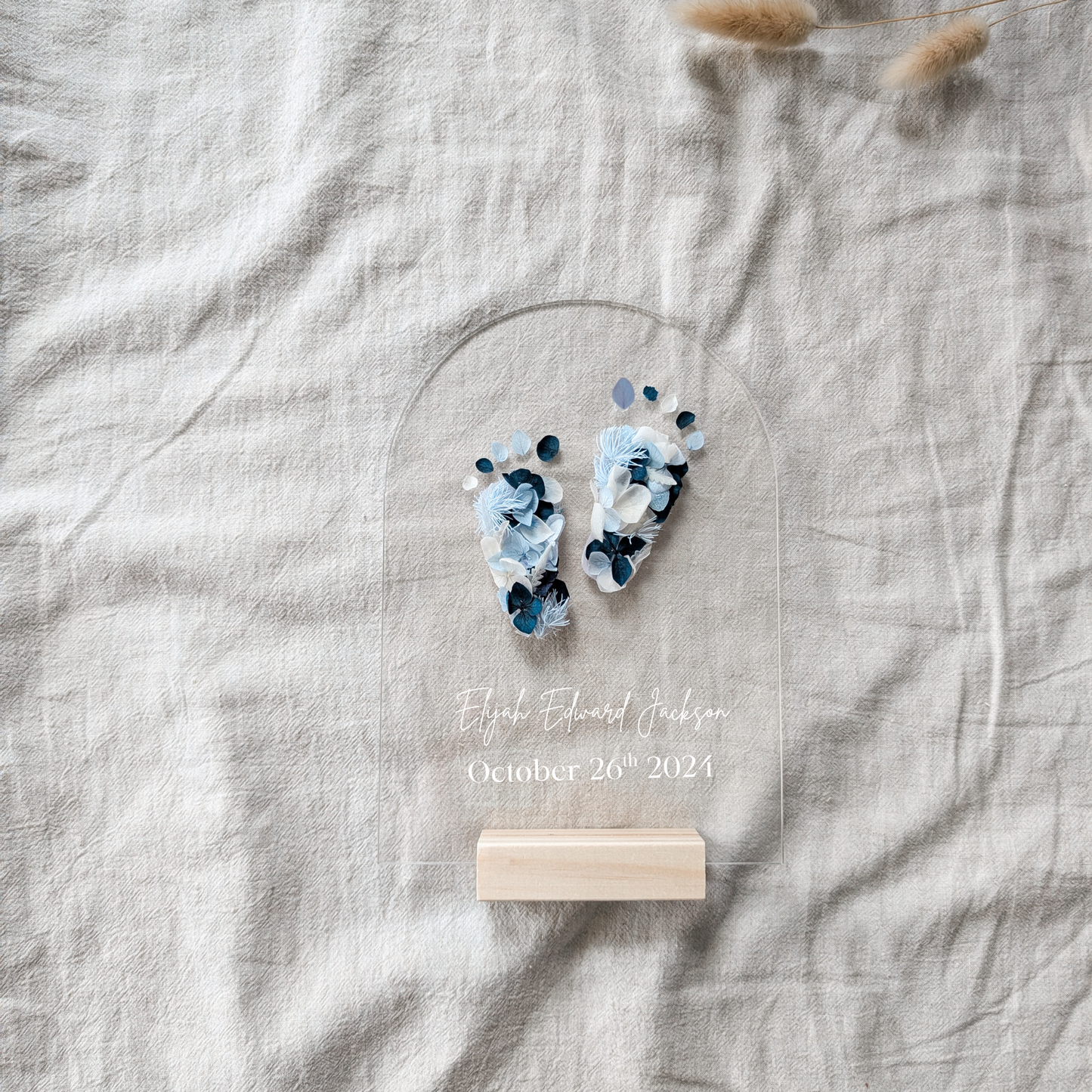 Floral Footprints Acrylic Arch – A Timeless Keepsake