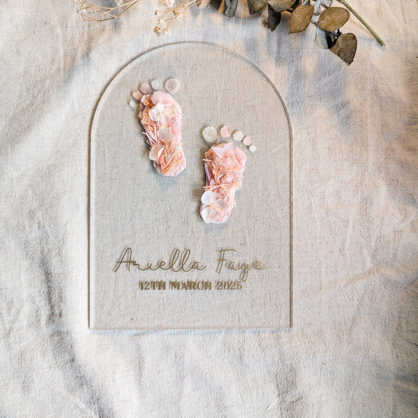 Floral Footprints Acrylic Arch – A Timeless Keepsake
